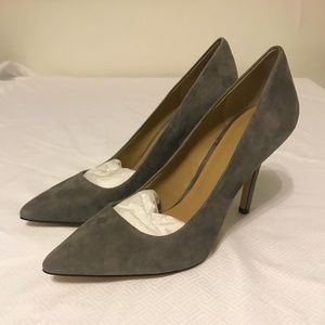 Ann Taylor Cynthia Suede Pump